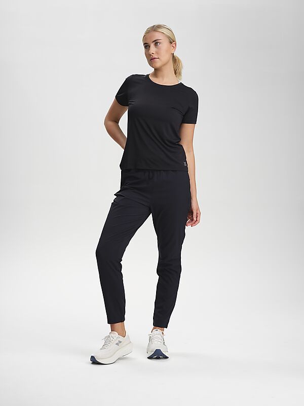 SOC W Run Woven Pant på