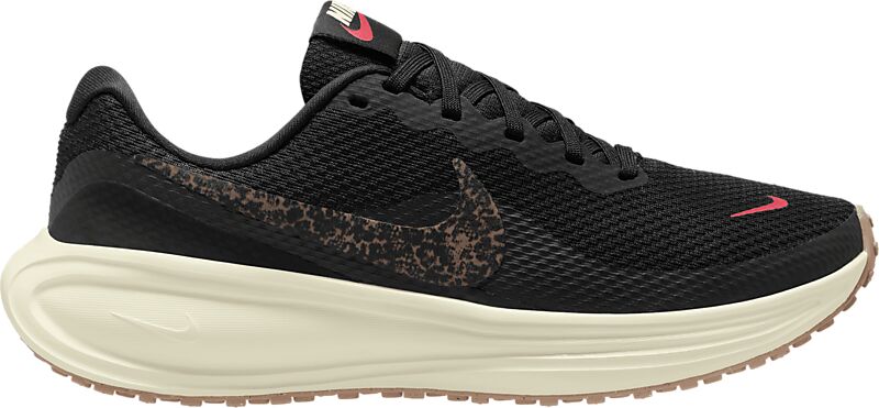 NIKE W REVOLUTION 8 på