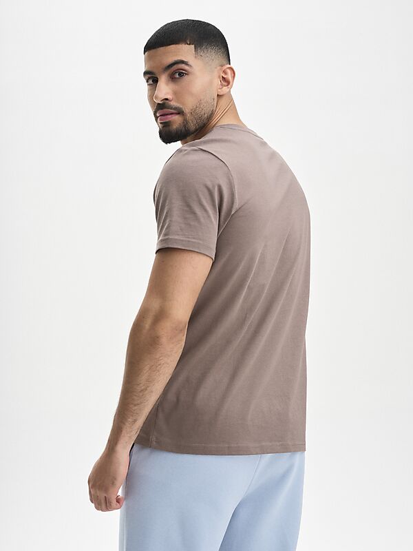 SOC M REGULAR FIT TEE på