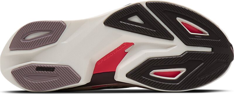 BROOKS W HYPERION MAX 4 på