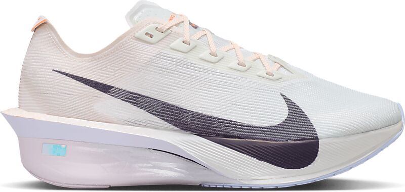 NIKE W Zoomx Vaporfly Next% 4 på